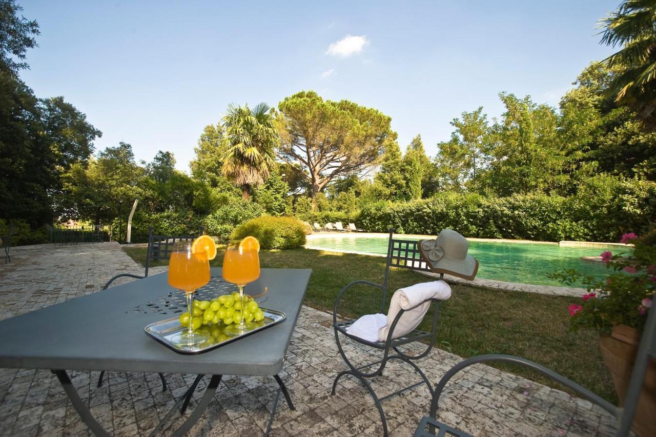 Logge Del Perugino; Sure Hotel Collection By Best Western Citta della Pieve Exterior photo